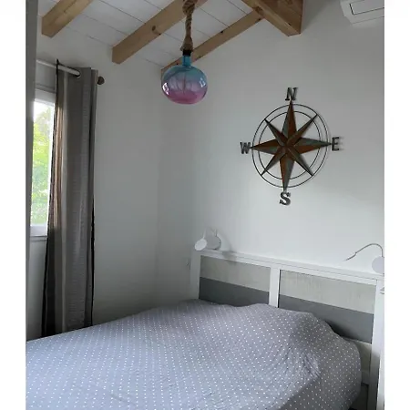 Leora - Climatisee, Parking, 6 Personnes 아그